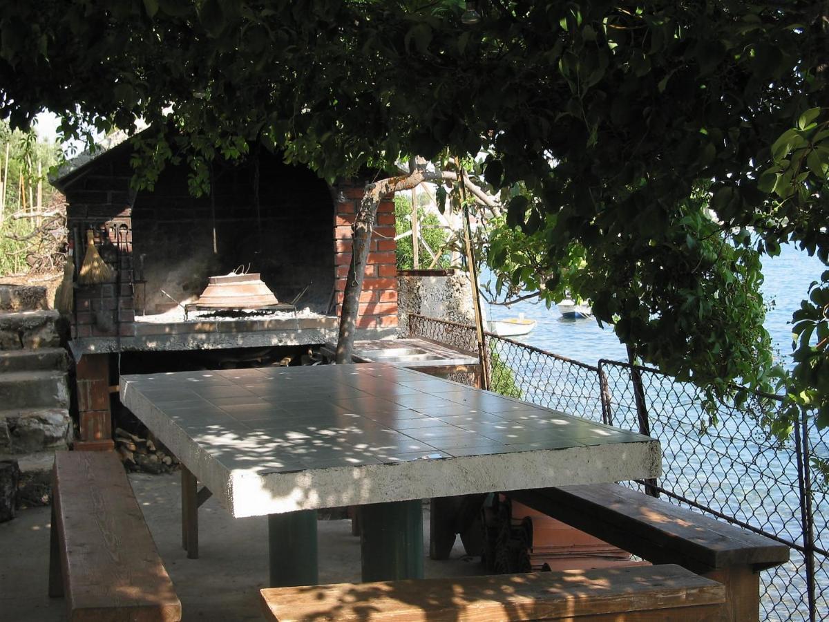 Apartments By The Sea Seget Vranjica, Trogir - 7508 ภายนอก รูปภาพ